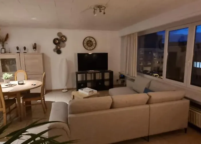Superb Appartement With 3 Bed Rooms In Antwerpen