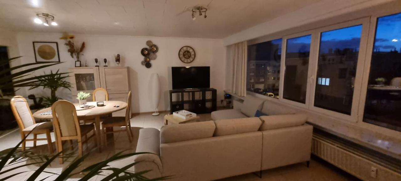 Superb With 3 Bed In * Antwerp